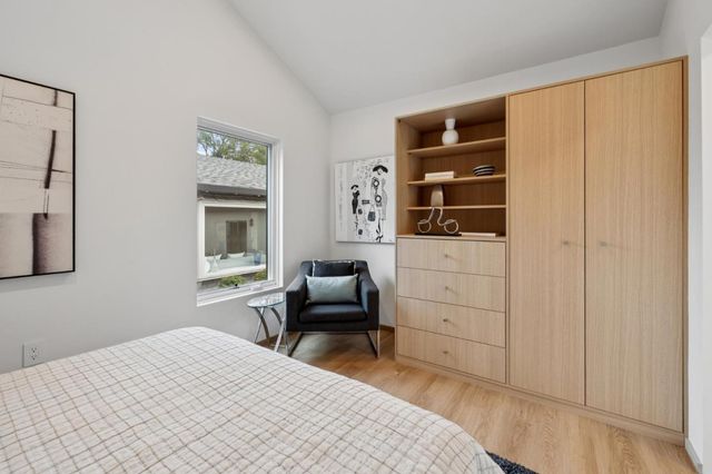 50 Los Altos Avenue, Los Altos, CA 94022