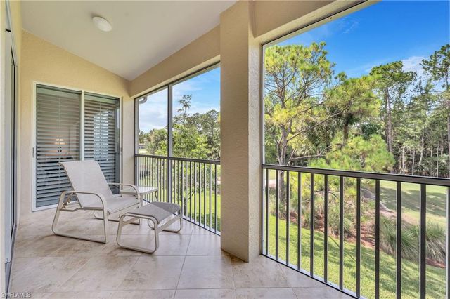 8458 Radcliffe TER 202, Naples, FL 34120