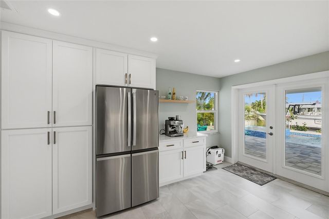 611 DUNDEE LANE, Holmes Beach, FL 34217