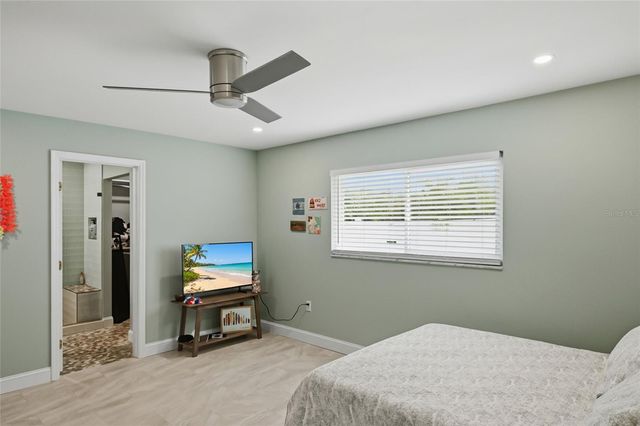 611 DUNDEE LANE, Holmes Beach, FL 34217