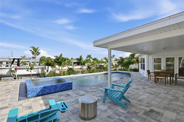 611 DUNDEE LANE, Holmes Beach, FL 34217