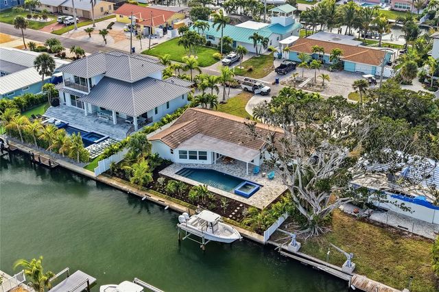 611 DUNDEE LANE, Holmes Beach, FL 34217