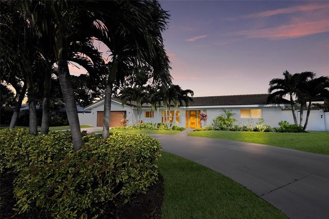 611 DUNDEE LANE, Holmes Beach, FL 34217