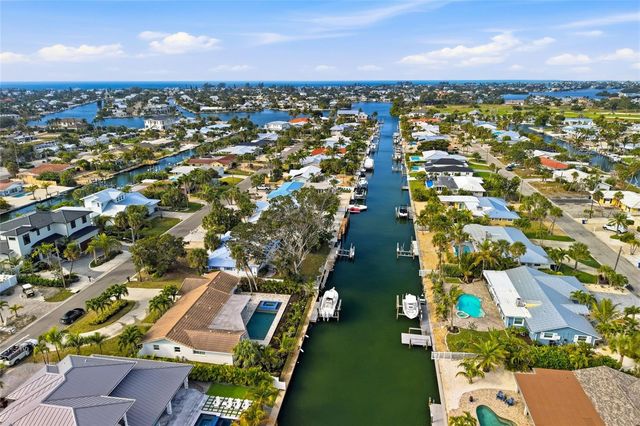 611 DUNDEE LANE, Holmes Beach, FL 34217