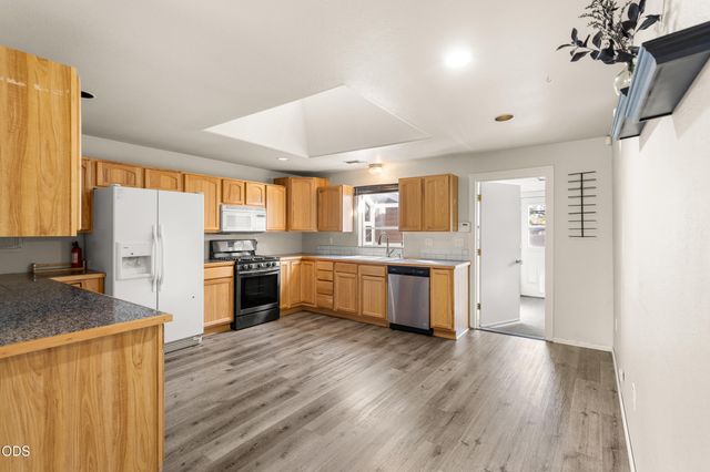 911 SW I Street, Grants Pass, OR 97526