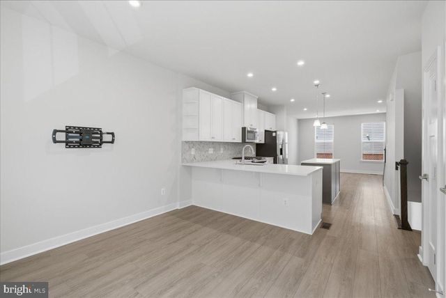 4322 ELLIPSE TER, Chantilly, VA 20151