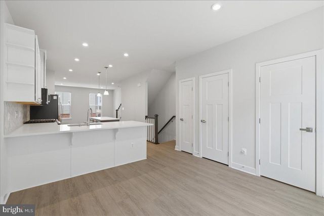 4322 ELLIPSE TER, Chantilly, VA 20151