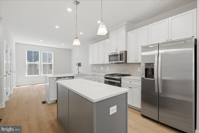 4322 ELLIPSE TER, Chantilly, VA 20151