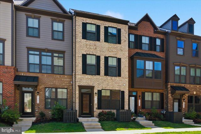 4322 ELLIPSE TER, Chantilly, VA 20151