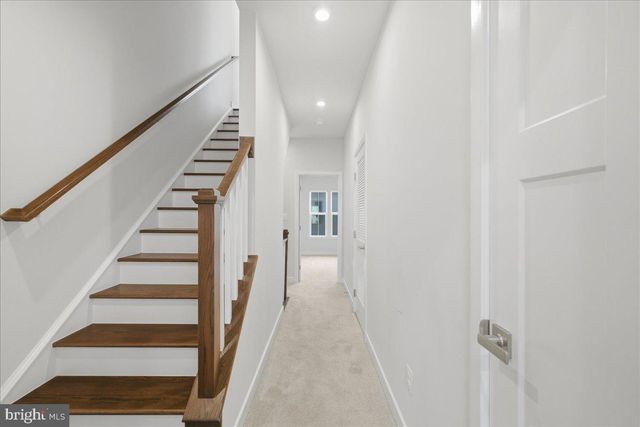 4322 ELLIPSE TER, Chantilly, VA 20151