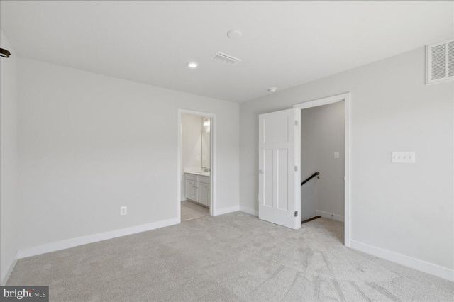 4322 ELLIPSE TER, Chantilly, VA 20151