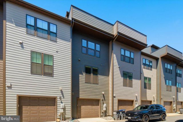 4322 ELLIPSE TER, Chantilly, VA 20151