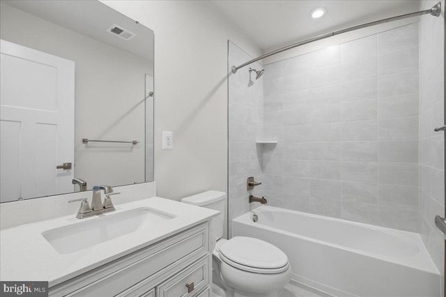 4322 ELLIPSE TER, Chantilly, VA 20151