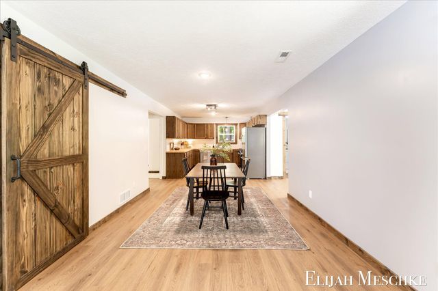 8938 Mackinaw Trail Drive, Howard City, MI 49329