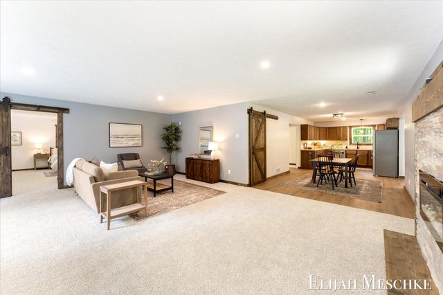 8938 Mackinaw Trail Drive, Howard City, MI 49329