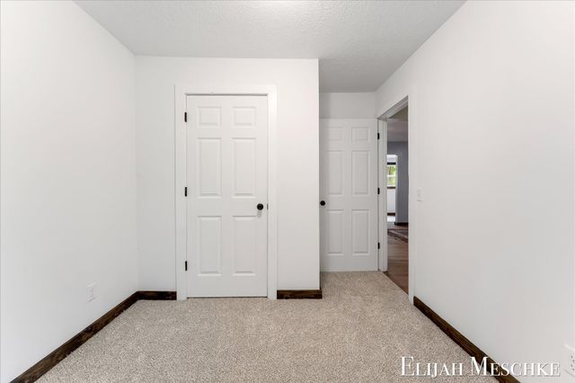8938 Mackinaw Trail Drive, Howard City, MI 49329