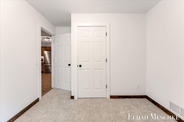 8938 Mackinaw Trail Drive, Howard City, MI 49329