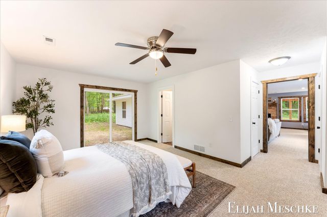 8938 Mackinaw Trail Drive, Howard City, MI 49329