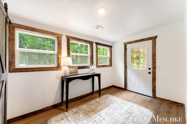 8938 Mackinaw Trail Drive, Howard City, MI 49329