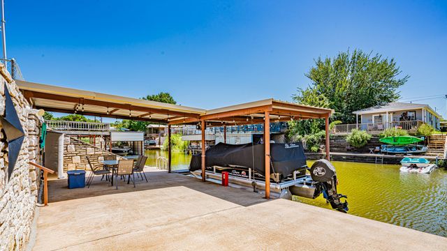 6606 Dayla Court, Granbury, TX 76049
