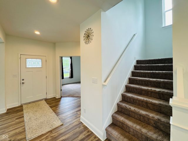 980 S Raylee Garden Drive, New Palestine, IN 46163