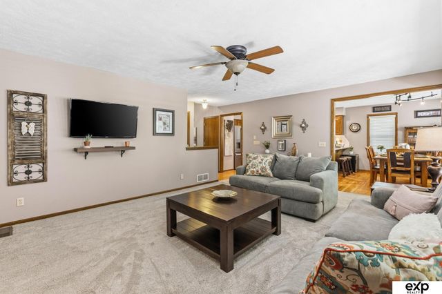 6311 S 157th Street, Omaha, NE 68135