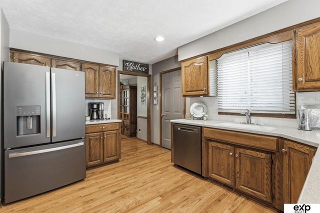 6311 S 157th Street, Omaha, NE 68135