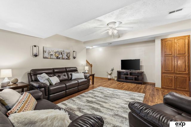 6311 S 157th Street, Omaha, NE 68135