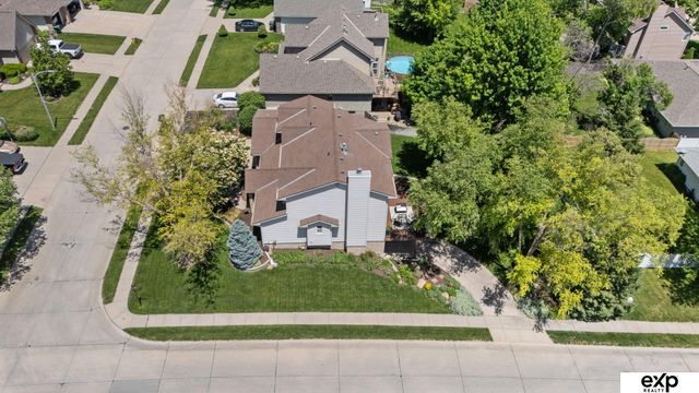 6311 S 157th Street, Omaha, NE 68135