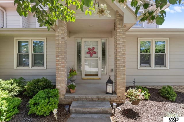 6311 S 157th Street, Omaha, NE 68135