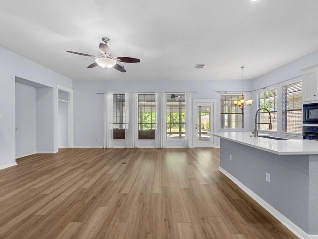 42 Silver Lute Place, The Woodlands, TX 77381