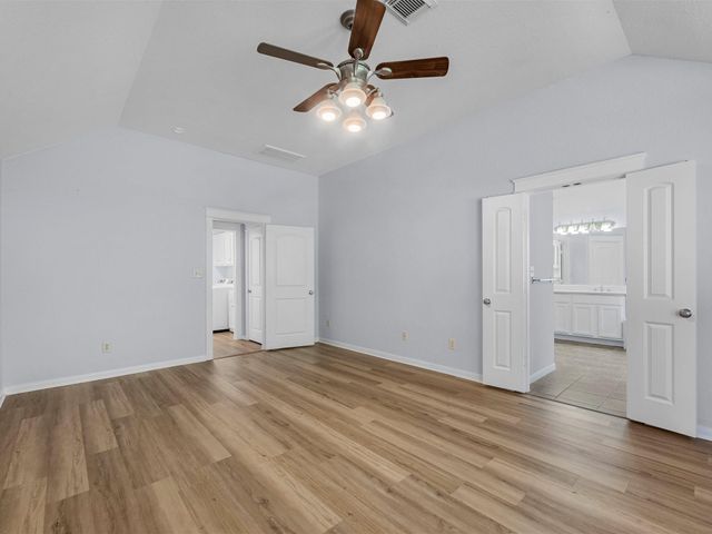 42 Silver Lute Place, The Woodlands, TX 77381