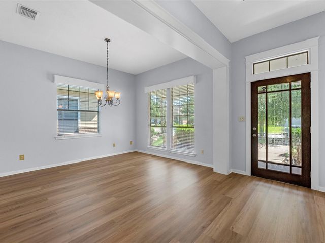 42 Silver Lute Place, The Woodlands, TX 77381