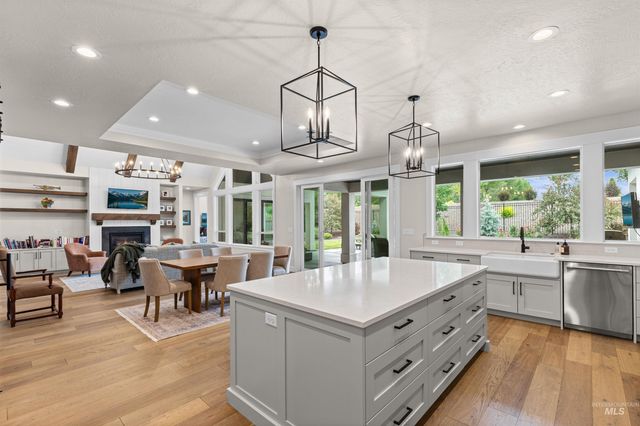 2520 N Annadale Ave, Eagle, ID 83616
