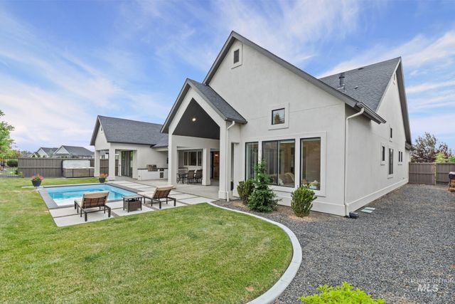 2520 N Annadale Ave, Eagle, ID 83616