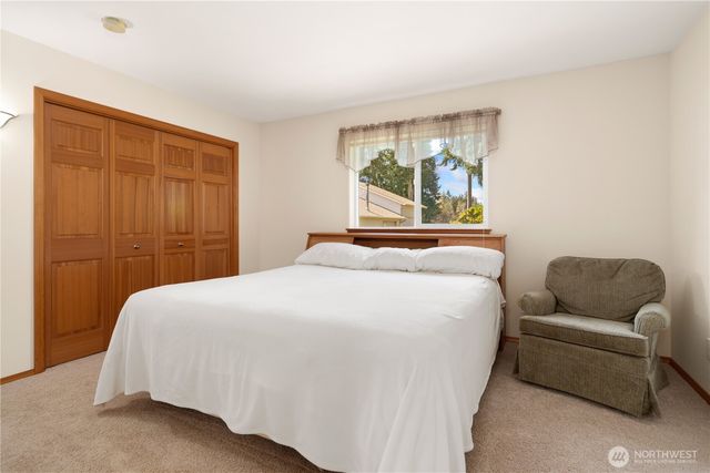 22 W 3rd Street, Port Hadlock, WA 98339