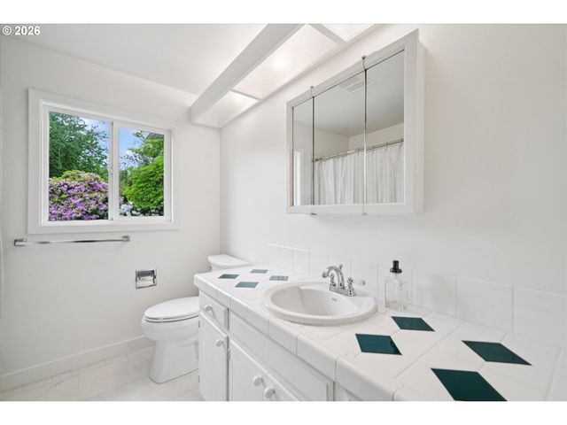 965 Sw TROPICANA Ave, Beaverton, OR 97005
