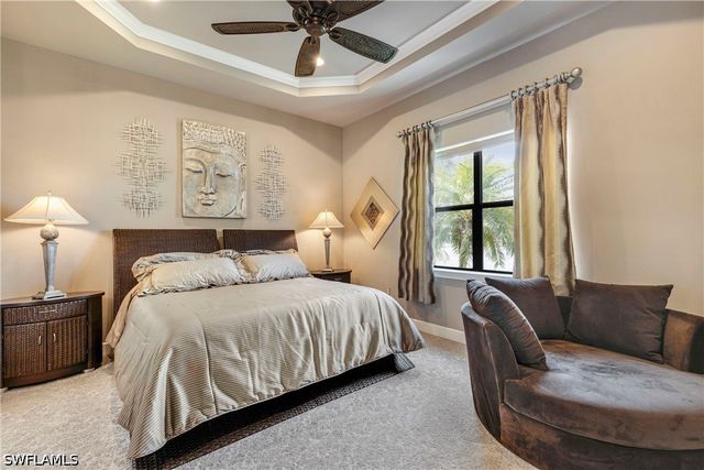 7478 Winding Cypress DR, Naples, FL 34114