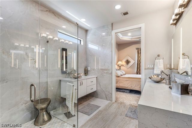 7478 Winding Cypress DR, Naples, FL 34114