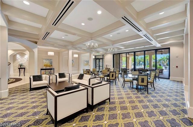 7478 Winding Cypress DR, Naples, FL 34114