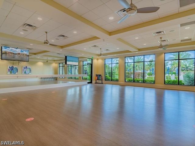 7478 Winding Cypress DR, Naples, FL 34114