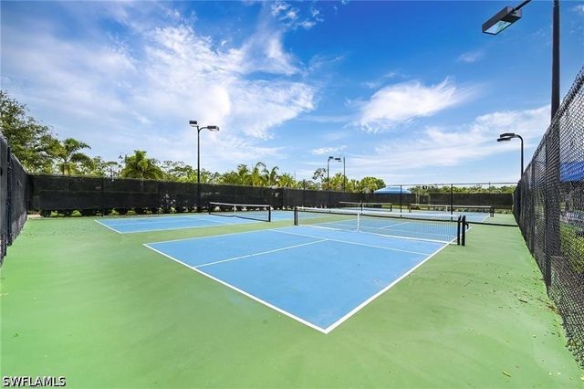7478 Winding Cypress DR, Naples, FL 34114