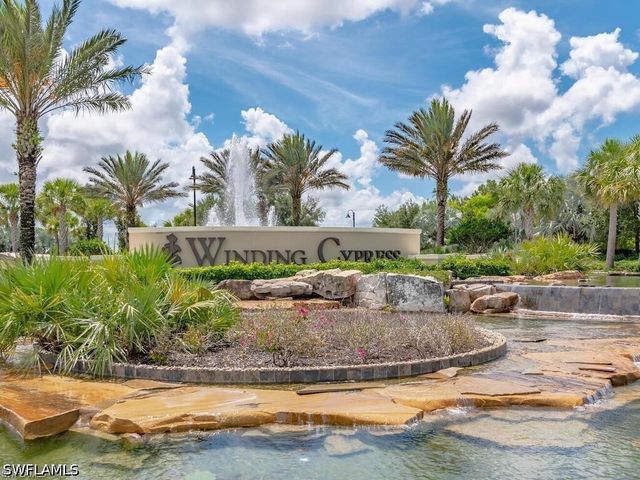7478 Winding Cypress DR, Naples, FL 34114