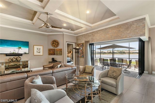 7478 Winding Cypress DR, Naples, FL 34114