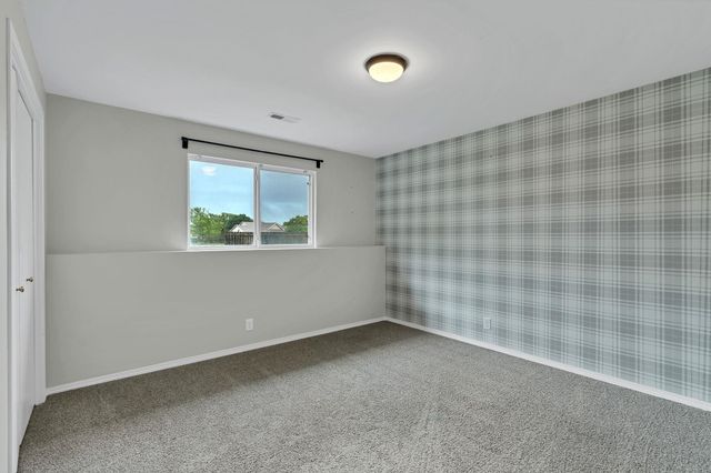 610 W Gatewood Ln, Andover, KS 67002