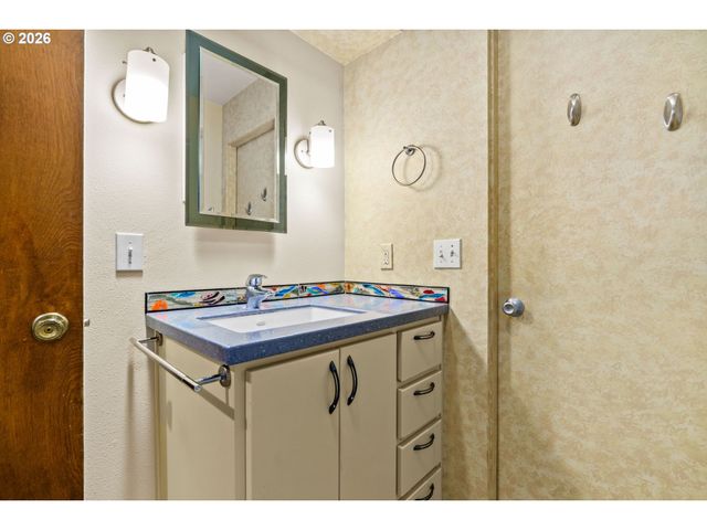 88152 KEOLA Ln, Springfield, OR 97478