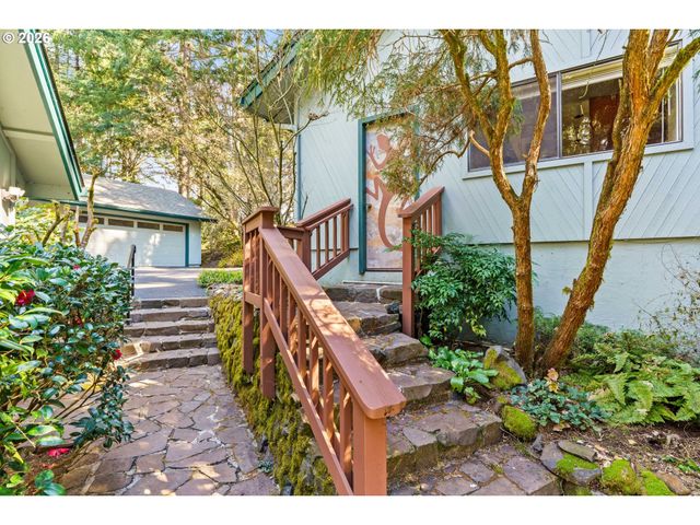 88152 KEOLA Ln, Springfield, OR 97478