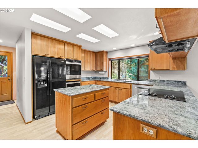 88152 KEOLA Ln, Springfield, OR 97478