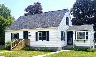 18 Greystone Ave, Webster, MA 01570