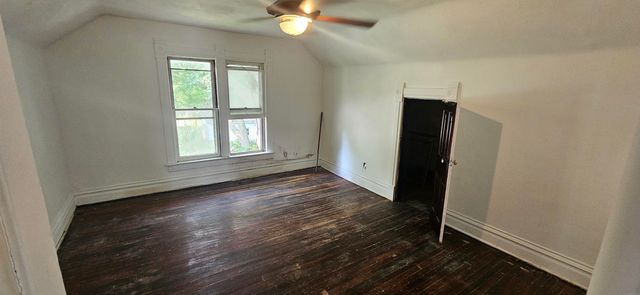 607 Logan Avenue, Waterloo, IA 50703